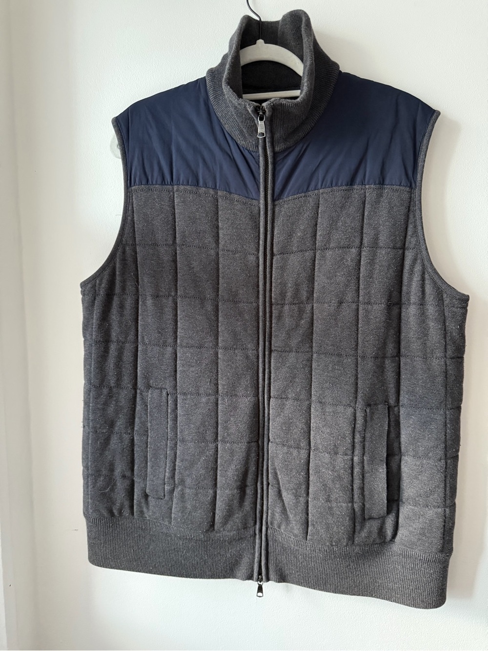 Banana Republic Grey & Navy Quilted Zip-Front Vest